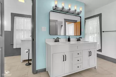 878 S Wildwood Avenue, Kankakee, IL 60901 - Photo 12