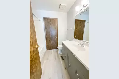 643 Wilbur Court, Gurnee, IL 60031 - Photo 10