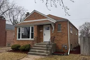 665 W 144th St, Riverdale, IL 60827 - Photo 2