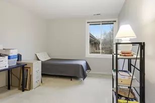 471 Raintree Ct, Glen Ellyn, IL 60137 - Photo 18