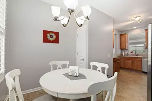 2497 Rolling Ridge Ln, Elgin, IL 60124 - Photo 6