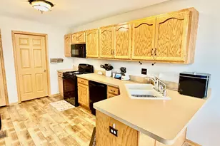 8300 Auburn Ln, Frankfort, IL 60423 - Photo 14