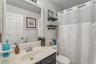 806 Meadowridge Dr, Aurora, IL 60504 - Photo 36