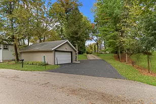 42065 N Old Lake Ave, Antioch, IL 60002 - Photo 6