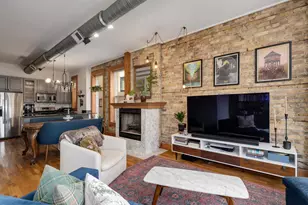 1702 W Erie St, Chicago, IL 60622 - Photo 6