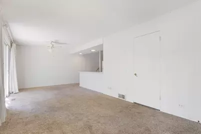 609 Carriage Hill Drive, Glenview, IL 60025 - Photo 12