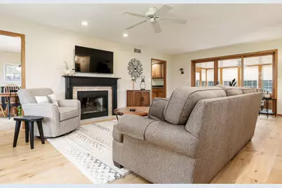 11548 Chatt Court, Roscoe, IL 61073 - Photo 4