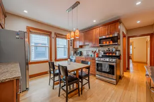 5055 W Argyle St, Chicago, IL 60630 - Photo 6