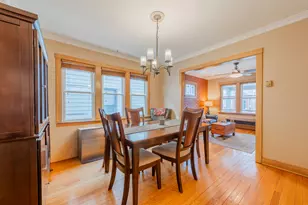 5055 W Argyle St, Chicago, IL 60630 - Photo 4