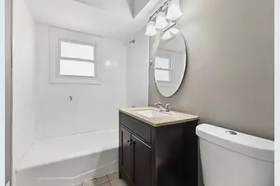 815 W 187th Street, Glenwood, IL 60425 - Photo 4