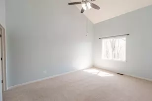 5713 Fieldstone Trail, McHenry, IL 60050 - Photo 8