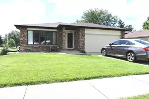 6931 Coachwood Trail, Tinley Park, IL 60477 - Photo 2