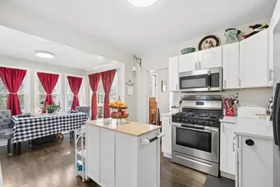 124 E Jackson Street, Villa Park, IL 60181 - Photo 8