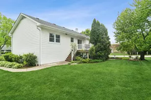 1000 W Hunting Dr, Palatine, IL 60067 - Photo 24