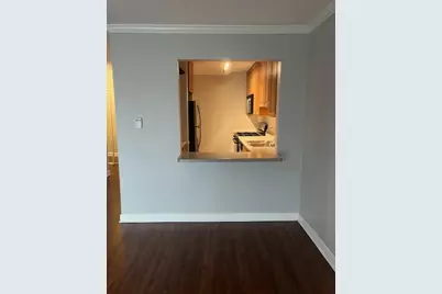 2422 N Kennicott Drive #2D, Arlington Heights, IL 60004 - Photo 4