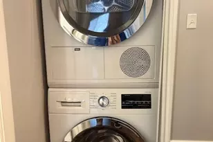 2422 N Kennicott Dr, Arlington Heights, IL 60004 - Photo 12