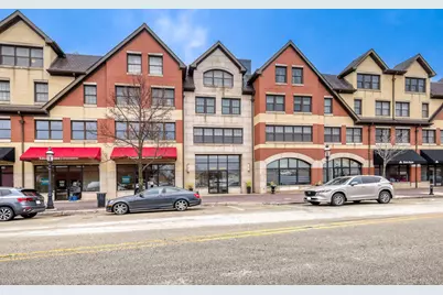 10 E Burlington Street #3B, Riverside, IL 60546 - Photo 2