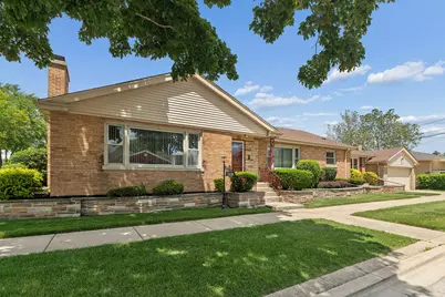 2928 W 92nd Street, Evergreen Park, IL 60805 - Photo 1