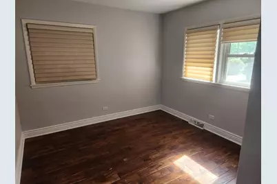 [Address not provided], Burr Ridge, IL 60527 - Photo 4