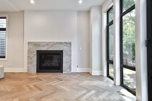 2042 W Berteau Ave, Chicago, IL 60618 - Photo 8