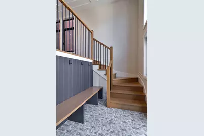 2042 W Berteau Avenue, Chicago, IL 60618 - Photo 18