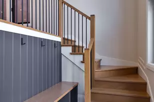 2042 W Berteau Ave, Chicago, IL 60618 - Photo 18