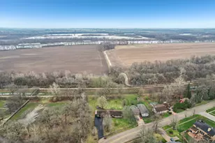 407 Ottawa St, Morris, IL 60450 - Photo 4