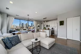 859 W Erie St, Chicago, IL 60642 - Photo 4