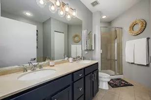 859 W Erie St, Chicago, IL 60642 - Photo 16