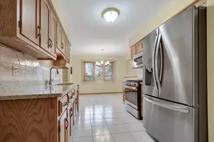 17857 Columbus Ct, Orland Park, IL 60467 - Photo 10