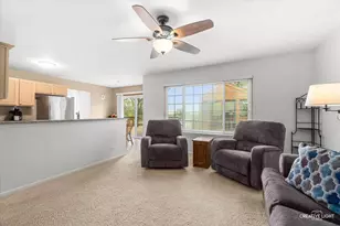 464 Topaz Ln, Bartlett, IL 60103 - Photo 6