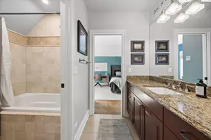 [Address not provided], Hinsdale, IL 60521 - Photo 32