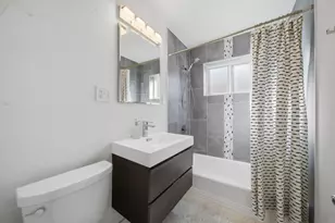 1331 W Chase Ave, Chicago, IL 60626 - Photo 8