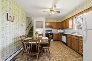1575 Lin Lor Ln, Elgin, IL 60123 - Photo 8