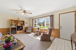 1575 Lin Lor Ln, Elgin, IL 60123 - Photo 18