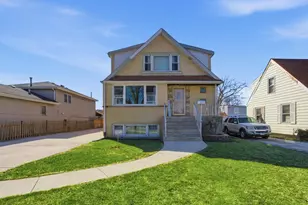 4752 S Lotus Ave, Chicago, IL 60638 - Photo 2