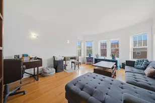 6205 N Oakley Ave, Chicago, IL 60659 - Photo 2