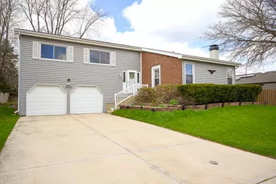 1952 Glenrock Lane, Glendale Heights, IL 60139 - Photo 1