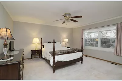 794 Burning Trail, Carol Stream, IL 60188 - Photo 20