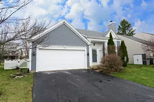 794 Burning Trail, Carol Stream, IL 60188 - Photo 2