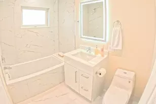 3929 N Oleander Ave, Chicago, IL 60634 - Photo 16