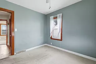 2202 46th St, Moline, IL 61265 - Photo 14