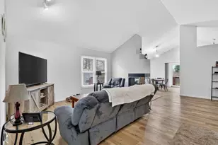 1919 Cloverdale Way, Belvidere, IL 61008 - Photo 8