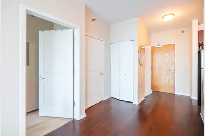 [Address not provided], Chicago, IL 60654 - Photo 10