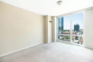 757 N Orleans St, Chicago, IL 60654 - Photo 14