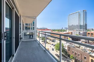757 N Orleans St, Chicago, IL 60654 - Photo 18