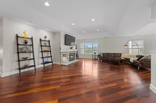 1902 Crenshaw Cir, Vernon Hills, IL 60061 - Photo 12