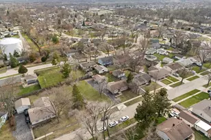 25 McCabe Dr, Streamwood, IL 60107 - Photo 22