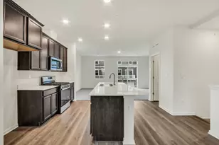 539 Yosemite Wy, Mundelein, IL 60060 - Photo 8