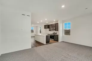 539 Yosemite Wy, Mundelein, IL 60060 - Photo 12